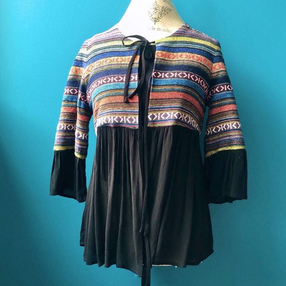 Anthro Pleione Aztec Print short sleeve tie up top
